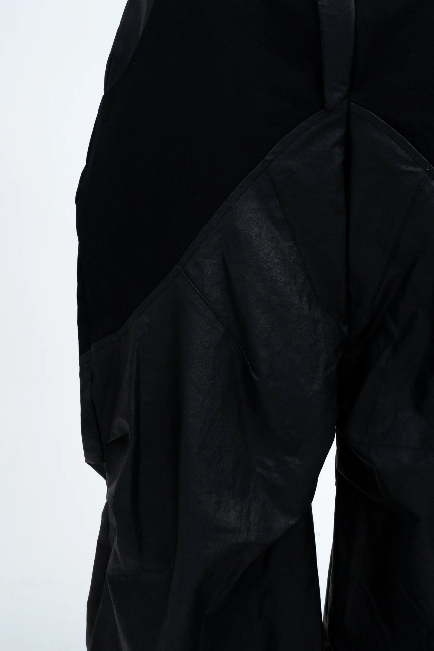 RHITTA WAXED PARACHUTE PANTS