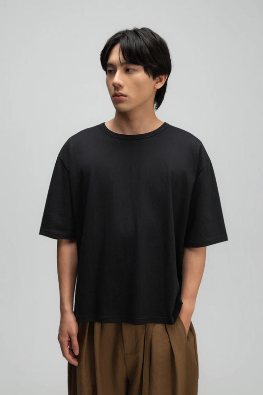 Gender Neutral Thin Boxy Tee (Textured Black)