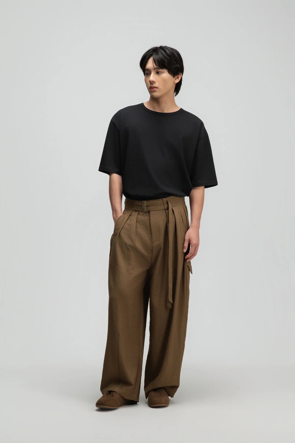 Gender Neutral Thin Boxy Tee (Textured Black)