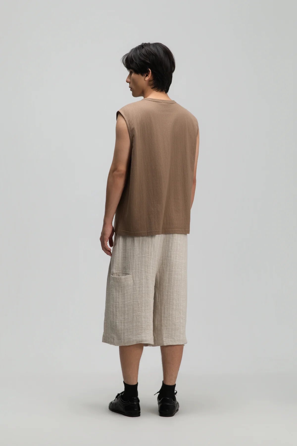 Gender Neutral Thin Muscle Tee (Textured Mud)