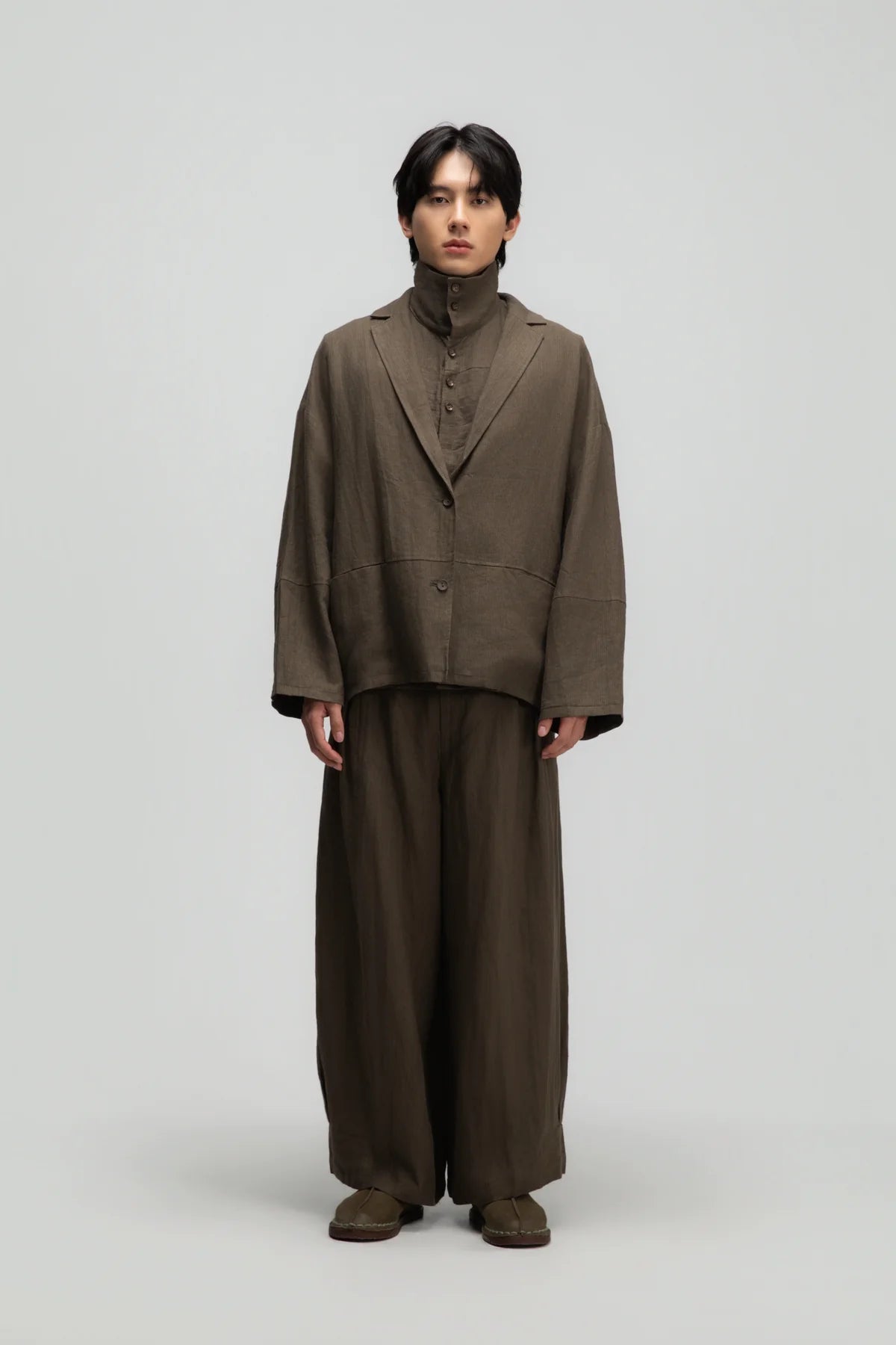 Gender Neutral Oversized Pleated Back Hem Blazer (Olive Brown Stripe)