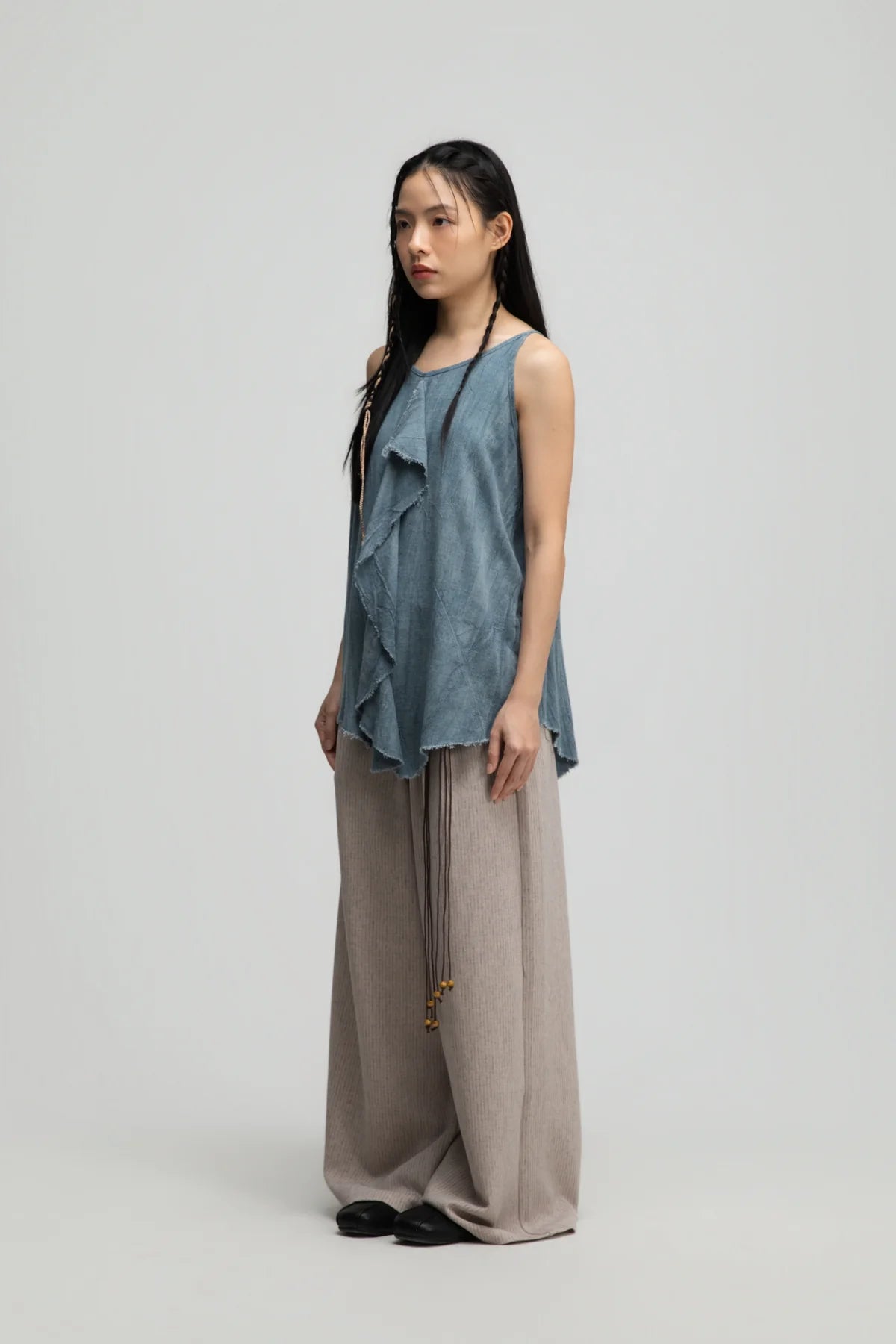 Straight Wide Trousers w/ Beaded Belt (Dark Beige)