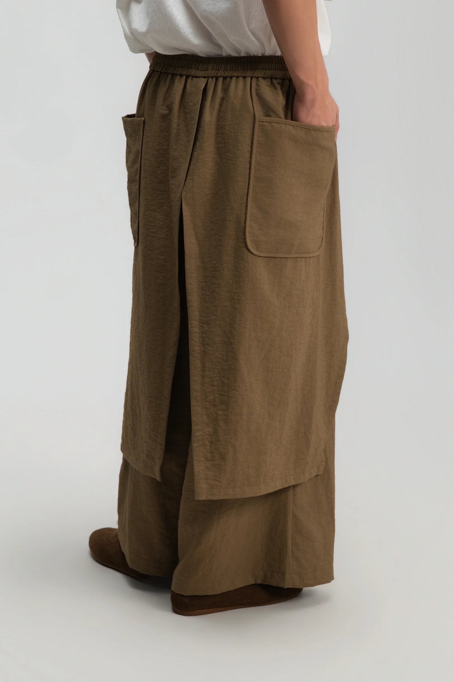 Gender Neutral Panel Cover Long Pants (Mud)