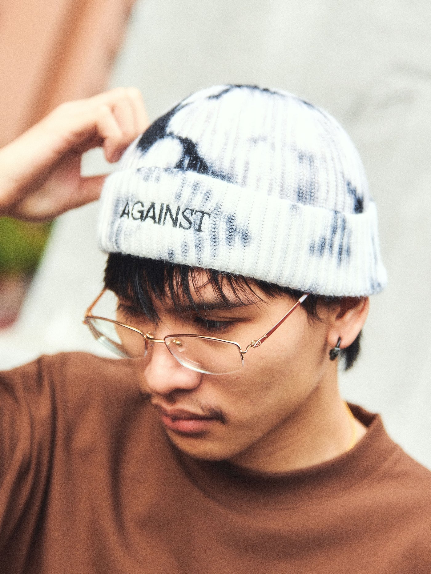 TIE DYE LOGO SHORT BEANIE