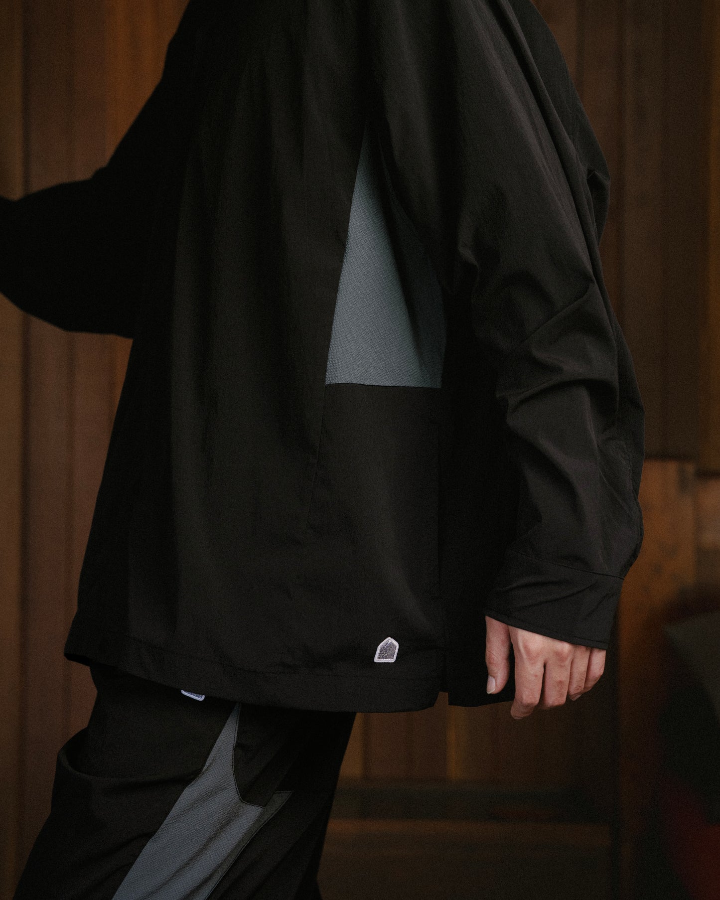 Explorer L/S Shirt V2 (Black)