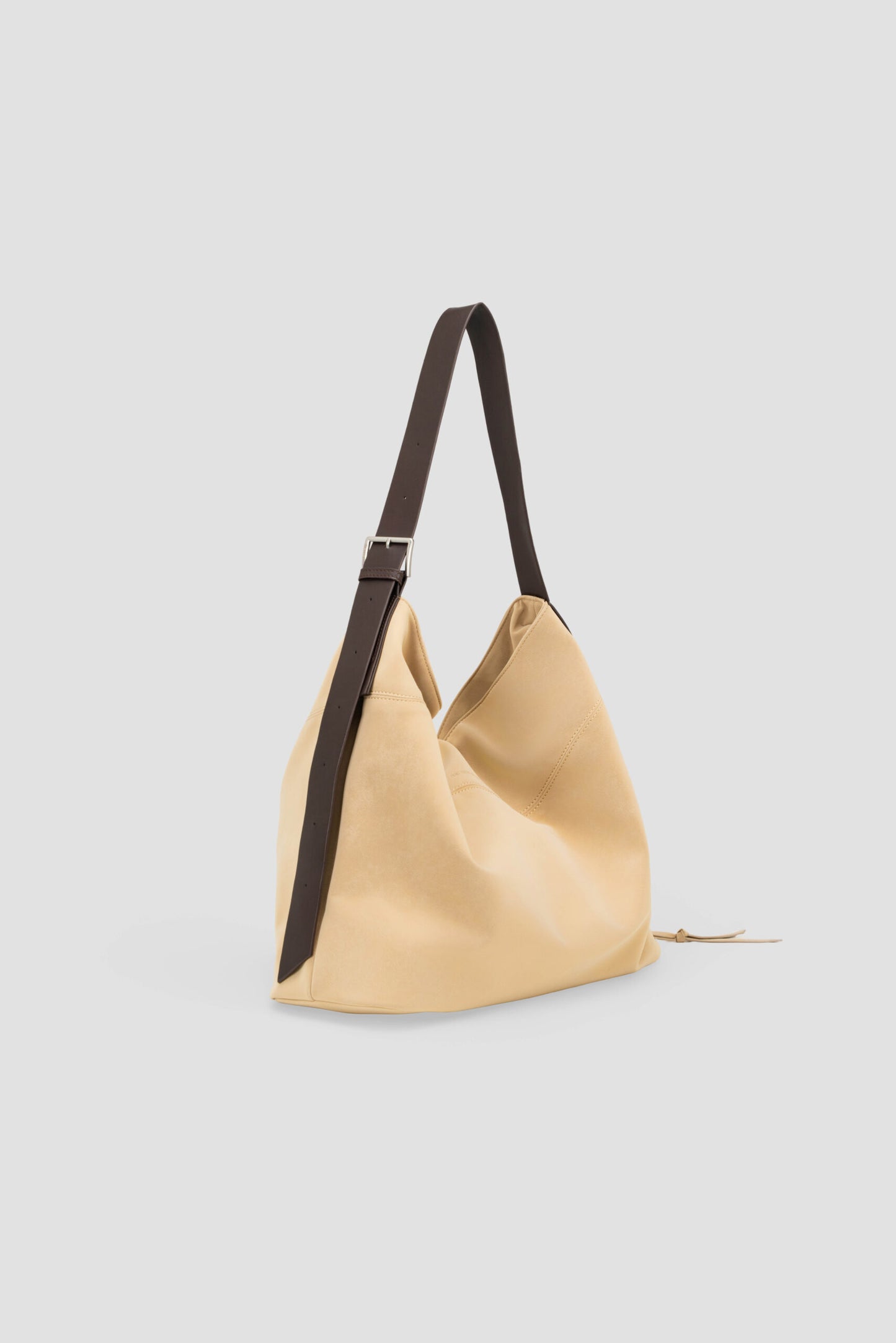 Large Soft Snow Leather Bag (Dune) - BEV C multi label store