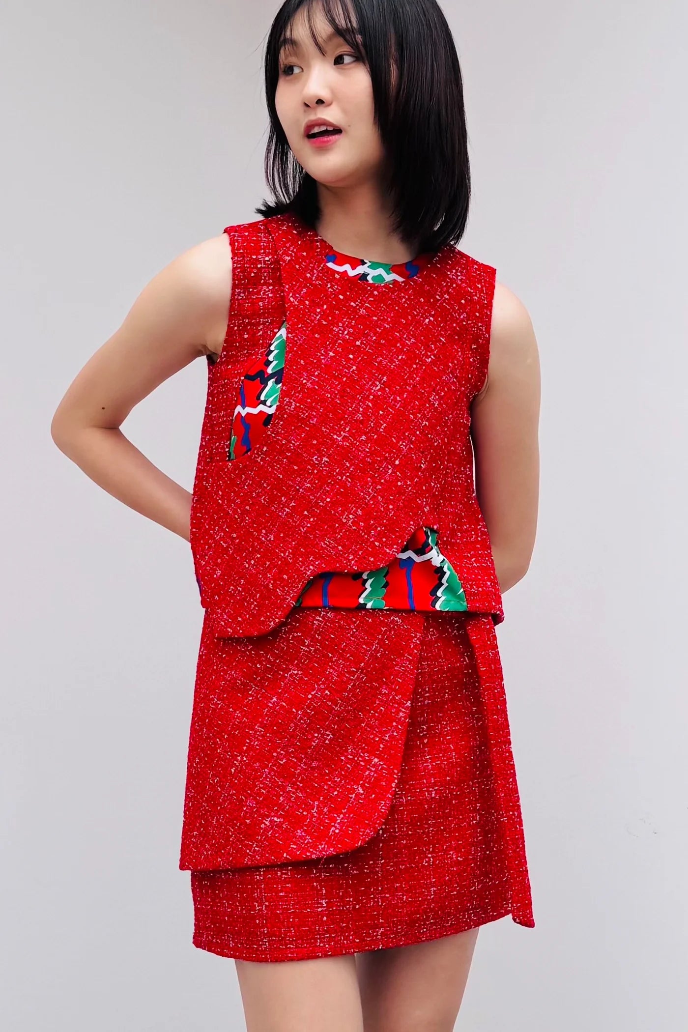 LUNAR 2025 TT03 || CHAI TOP - BEV C multi label store