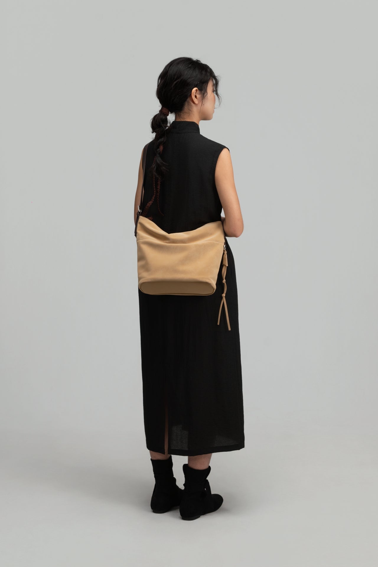 Small Soft Snow Leather Bag (Dune)