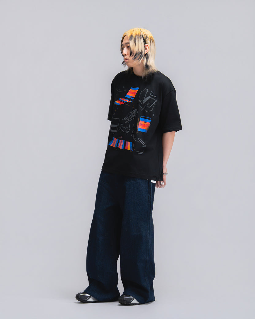 Lazy Chair Tee Black