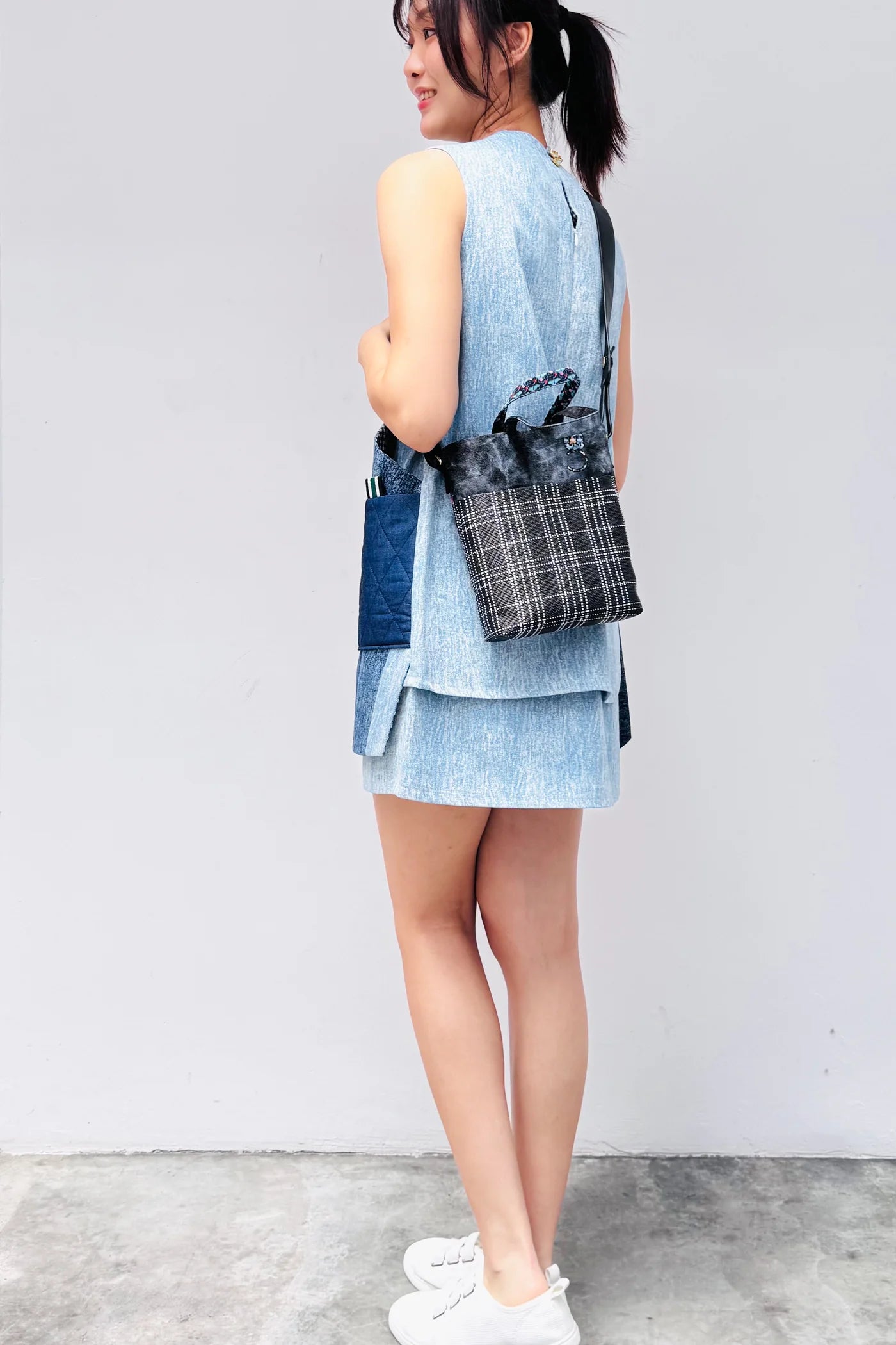 S20 BG02A || SHADOW BAG - BEV C multi label store