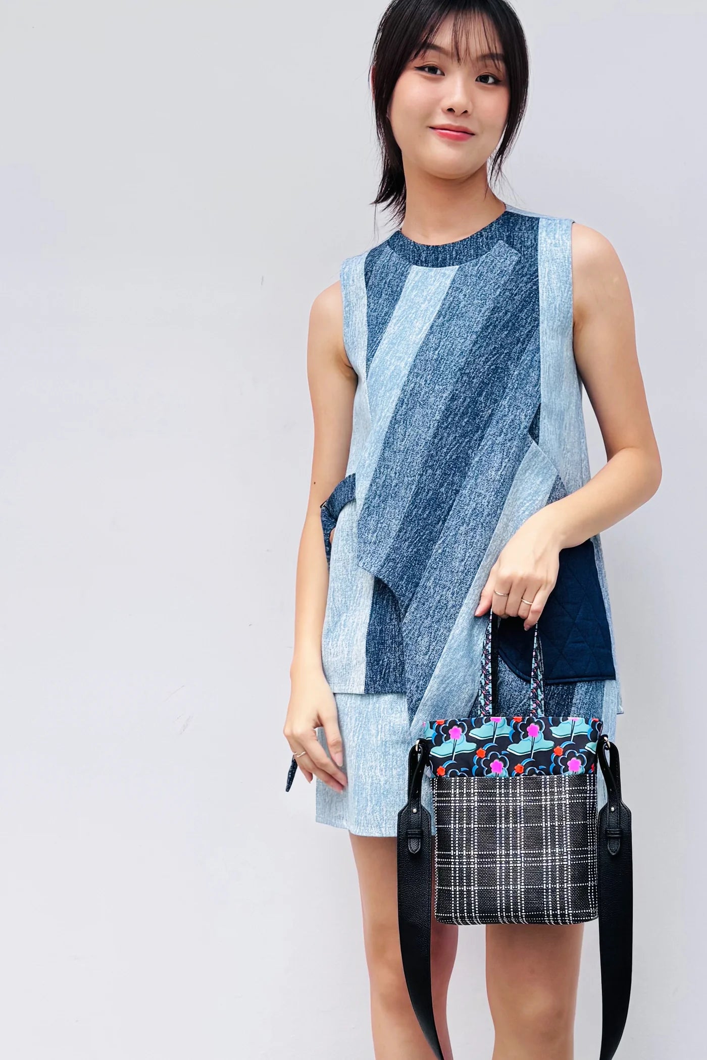 S20 BG02A || SHADOW BAG - BEV C multi label store