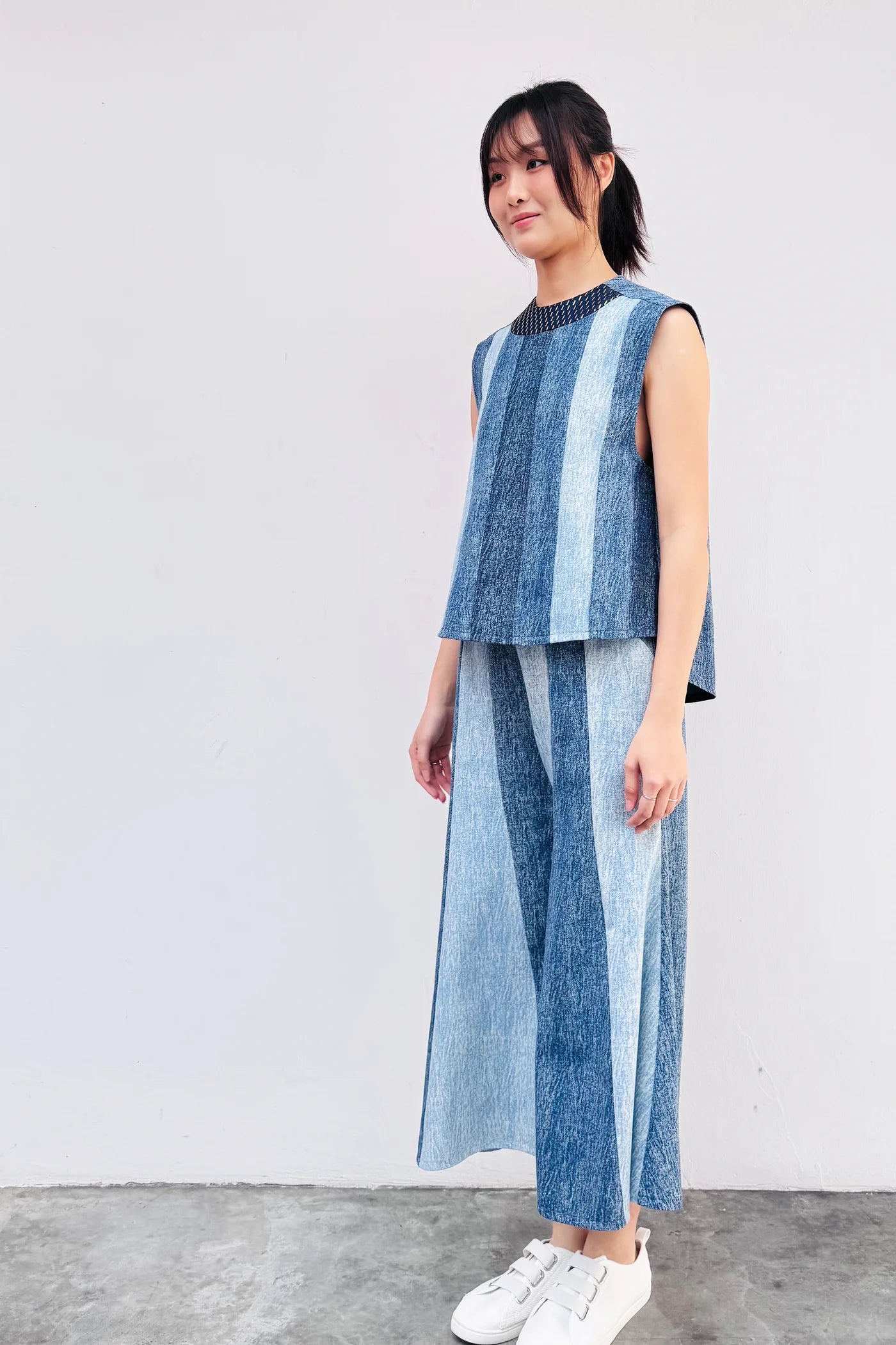 S20 TT08 || SUNLET OVERSIZED TOP - BEV C multi label store