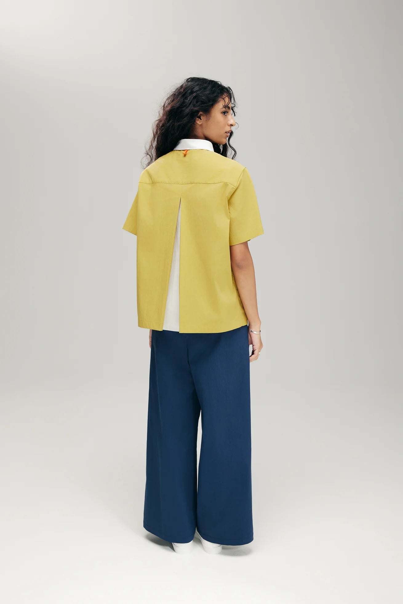 SENSU HALF-PLACKET SHIRT IN LIME & WHITE