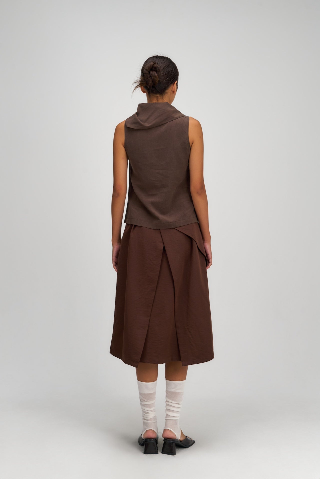 Triangle Neck-Scarf Tank Top (Brown) - BEV C multi label store