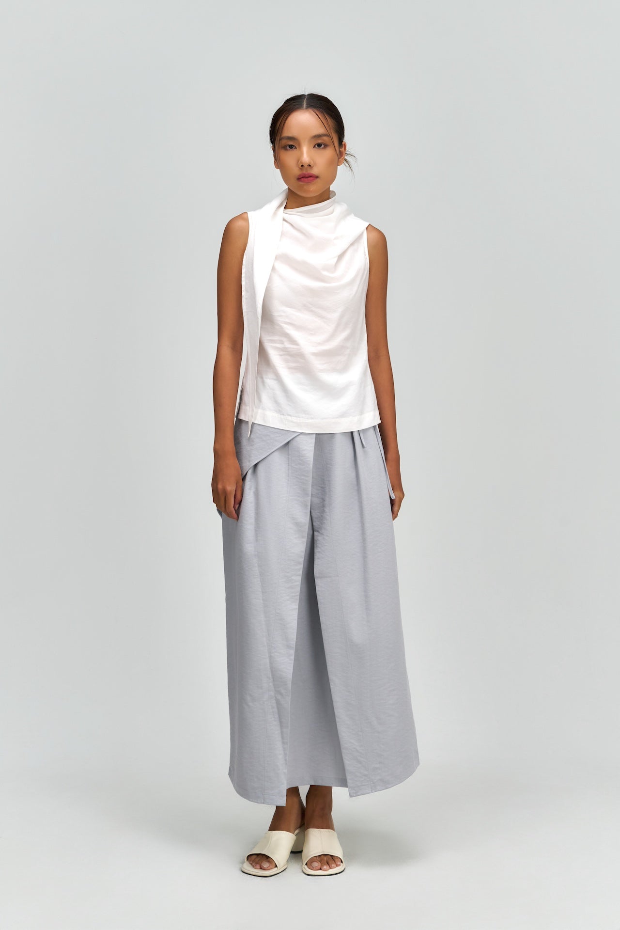 Triangle Neck-Scarf Tank Top (White)