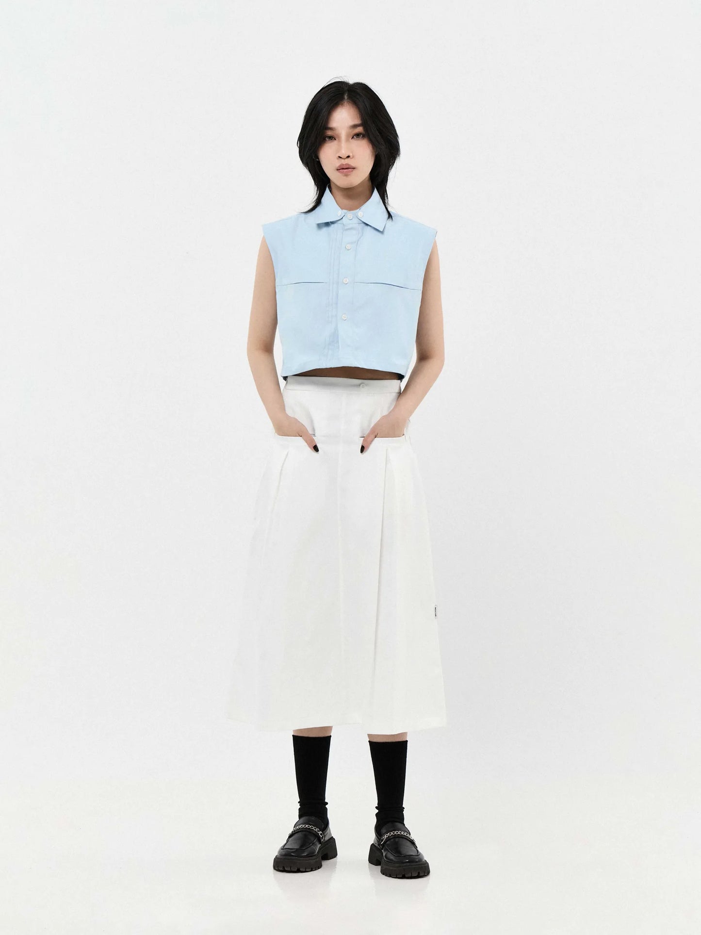 MA-NY WAYS BOX PLEATED MIDI SKIRT | WHITE