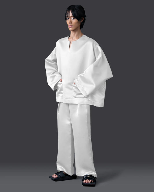 Baju Oversaiz Teluk Belanga (White)