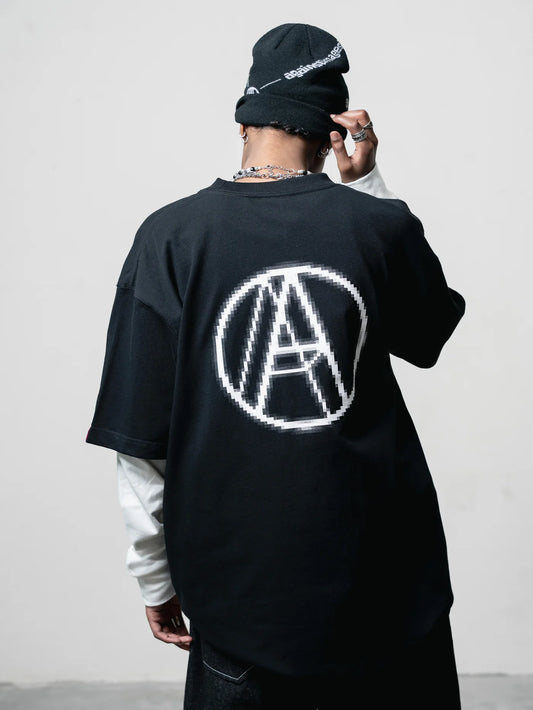 BLURRED LOGO TEE BLACK