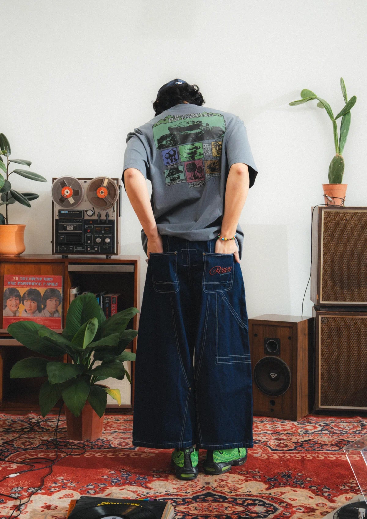 MOUNTAIN TEE WASHED IN GREY