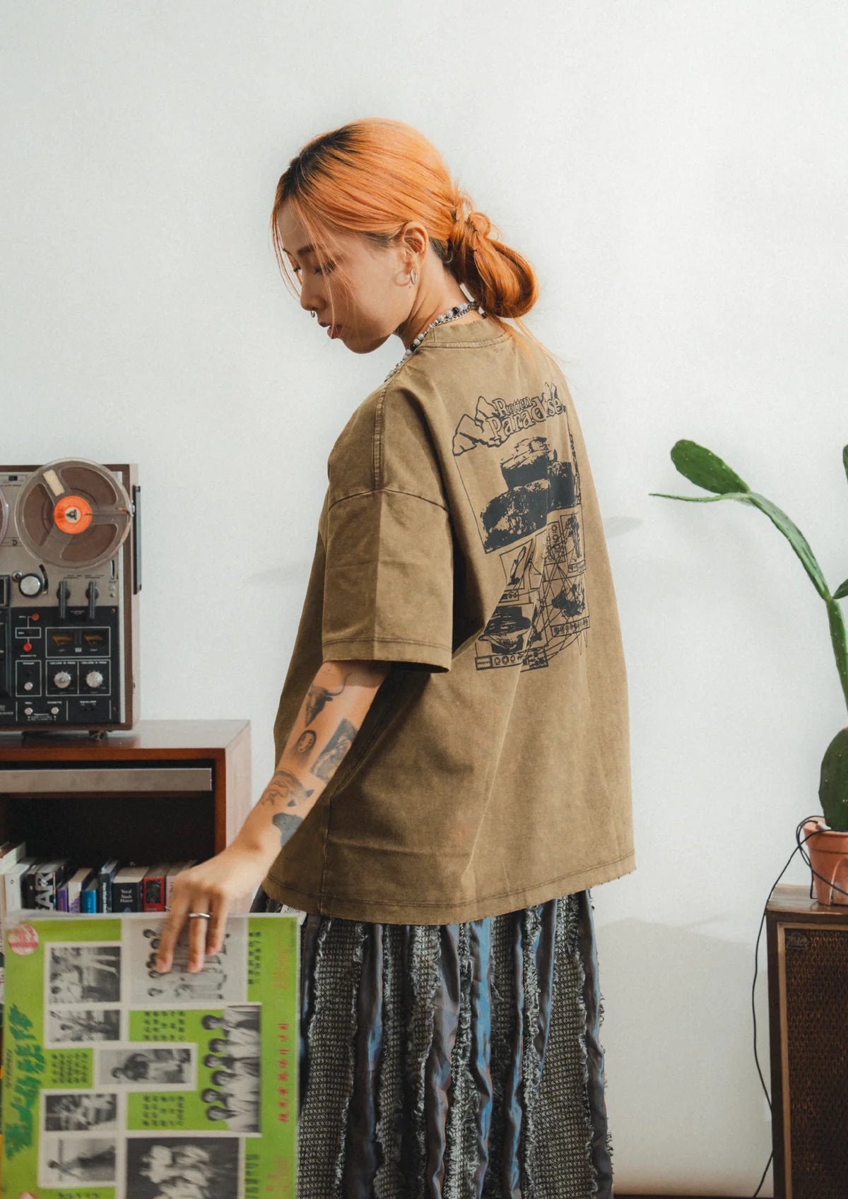MOUNTAIN TEE WASHED IN BROWN