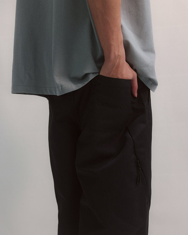 Peak Chino (Black)
