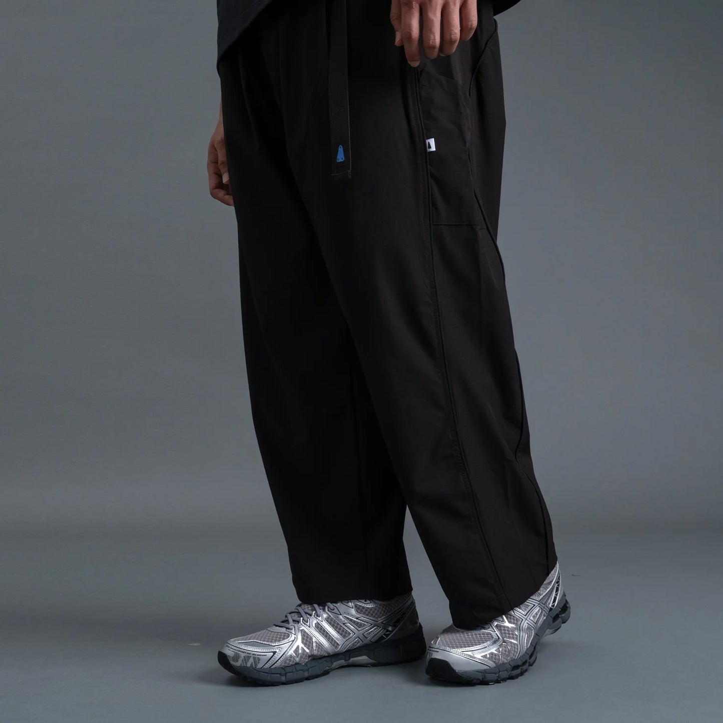 Panel Pants / Nylon – Black - BEV C multi label store