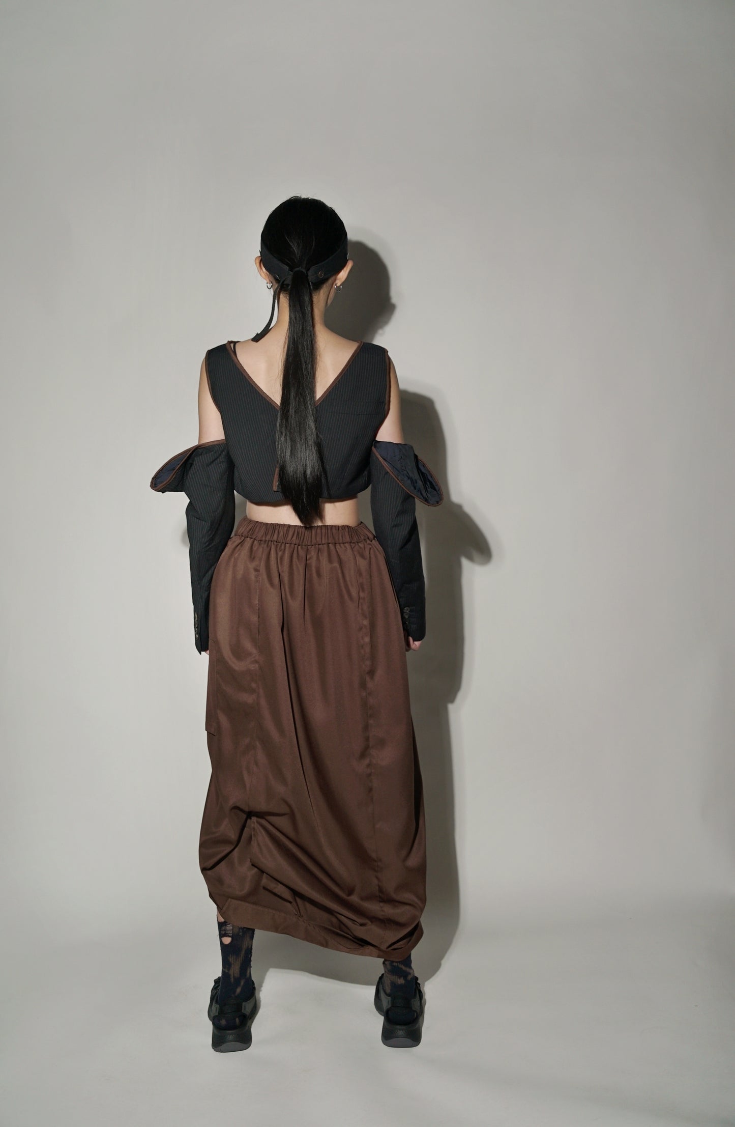 Open Up Sleeves Cropped Top [ Sustainable Line ]